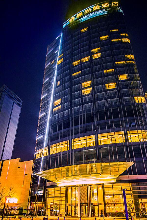 Nanjing Golden Eagle Summit Hotel Exteriör bild